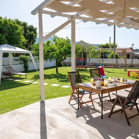 La Casa Rustica * Roústika